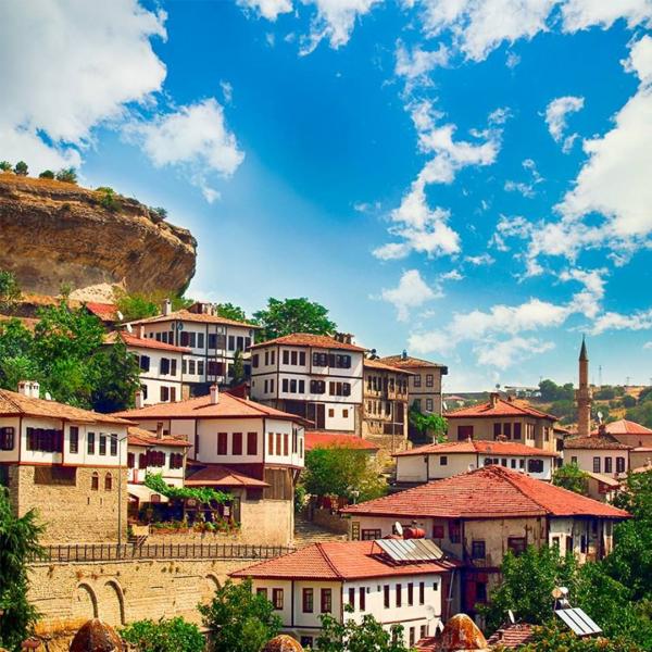 Batı Karadeniz Sinop - Kastamonu Kanyonları - Safranbolu Amasra Turu 2 Gece 3 Gün