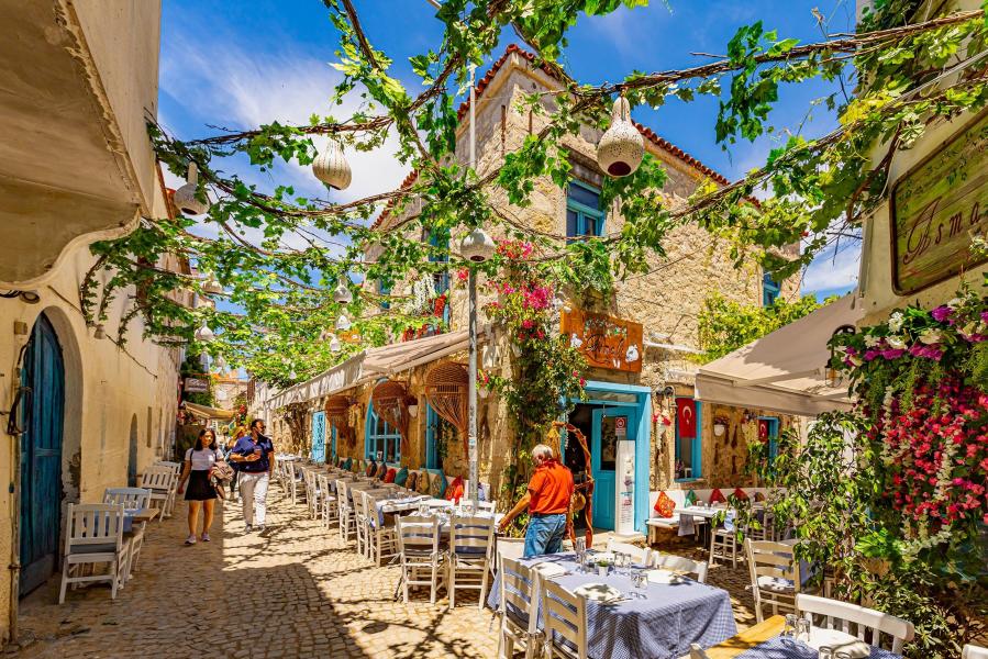 Butik Ege Turu İzmir - Efes - Urla - Şirince - Sığacık - Pamukkale Turu 2 Gece 3 Gün