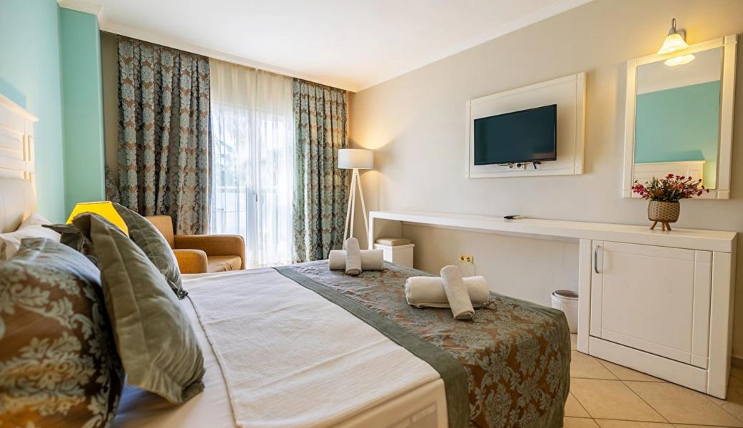 Bodrum Ayaz Aqua Beach Hotel - 3 Gece 4 Gün 