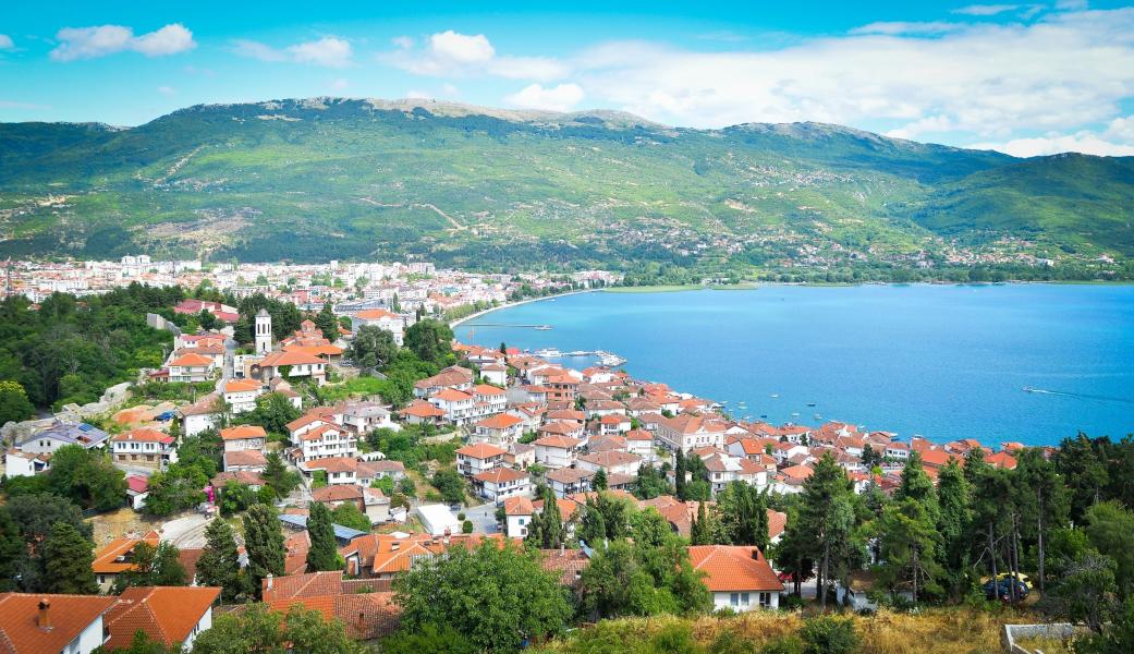 Balkan Güzelleri Ajet Havayolları ile Kosova Makedonya Turu