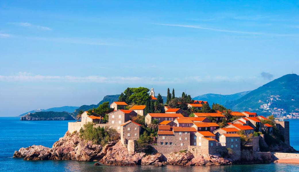 Kosovalı Büyük Balkanlar Turu Yılbaşı Özel THY ile Extra Turlar ve Akşam Yemekleri Dahil SKP-BEG