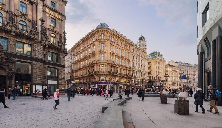 İmparatorlukların İzinde Orta Avrupa Turu Ajet Hy İle 7 Gece 8 Gün 2026 (BUD-PRG)