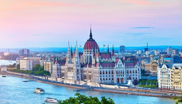 EKSPRES ORTA AVRUPA PC 2026 (BUD-PRG) BUDAPEŞTE (1) & VİYANA (2) & PRAG (2)