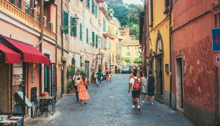 Baştan Başa İtalya Turu Extra Turlar ve Çevre Gezileri Dahil Thy İle Sömestre Özel 2026 ( Roma - Venedik)