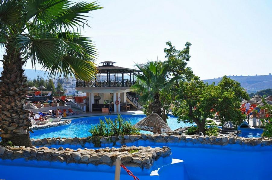 Rize Çıkışlı Phoenix Sun Hotel Bodrum Tatil Turu ( 3 Gece Konaklamalı)