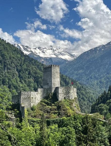 Bulutların Ülkesine Yolculuk: Pokut Yaylası Konaklamalı Karadeniz Trekking Turu [ Rize Buluşmalı ]