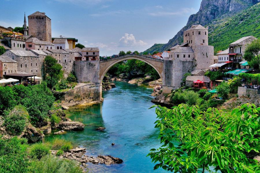 Samsun Çıkışlı Kosovalı Büyük Balkanlar Turu (6 Gece 7 Gün) (Tuzla (Bosna Hersek) Gidiş)