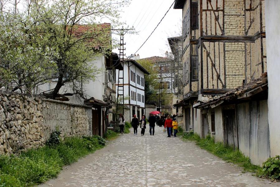 Safranbolu Amasra Abant Turu - 1 Gece Konaklamalı