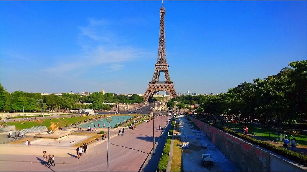 İzmir Çıkışlı Paris & Disneyland Rüyası | 5-8 Şubat 2026