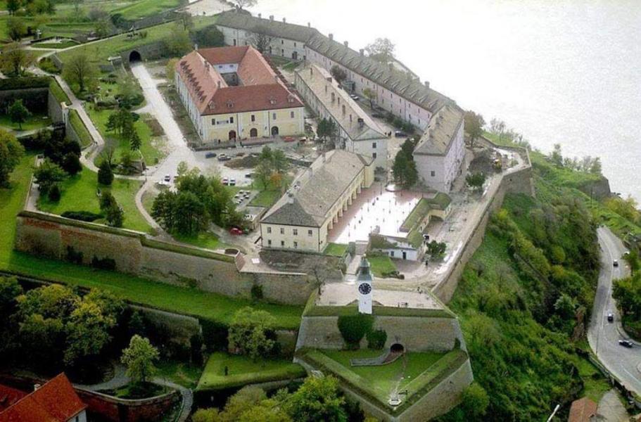 İzmir Çıkışlı Ramazan Bayramı Özel Belgrad Turu | 3 Gece 4 Gün