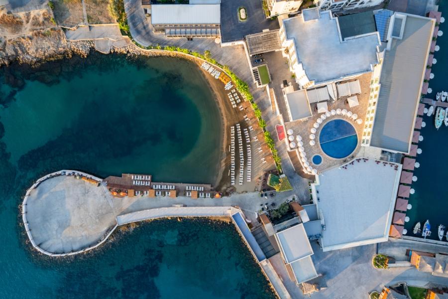 Kıbrıs'ta Sevgililer Günü Özel 5* Les Ambassadeurs Hotel Konaklama