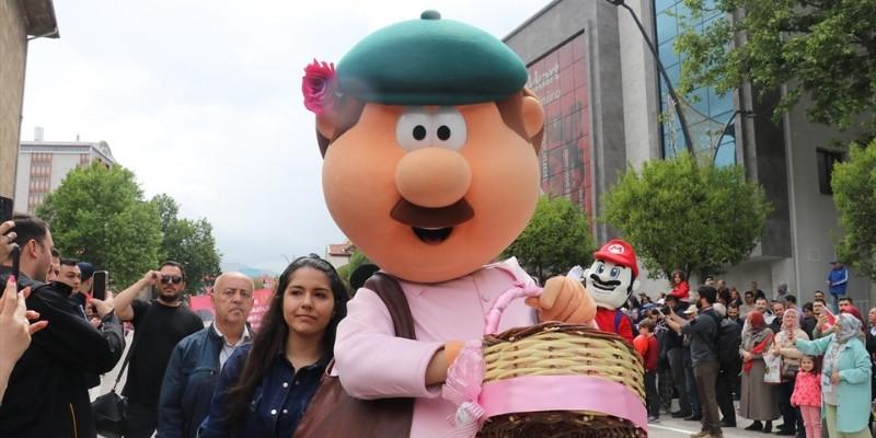 ANKARA ÇIKIŞLI GÜNÜBİRLİK ISPARTA GÜL FESTİVALİ TURU