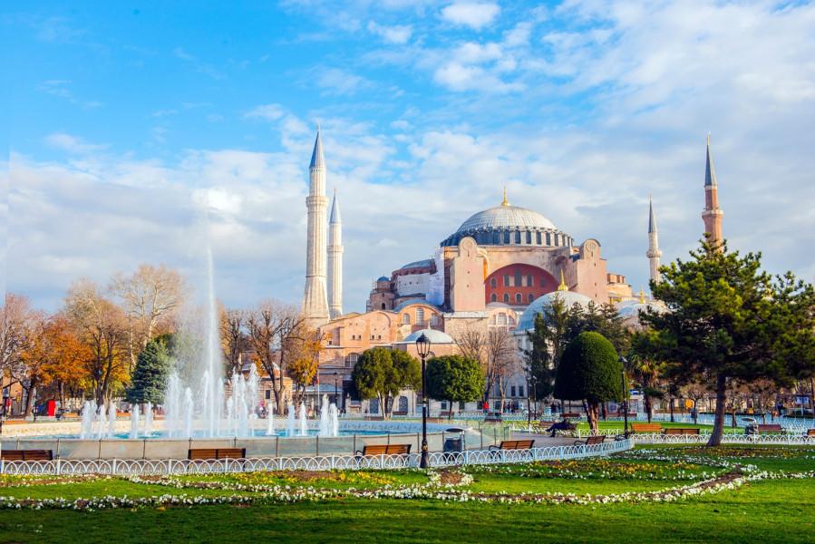 ANKARA ÇIKIŞLI İSTANBUL TURU (RESTORANDA KAHVALTI İLE)
