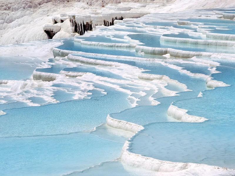 Alaçatı, Pamukkale ve Salda Gölü Rüyası – Termal Otelli Kültür & Tatil Turu