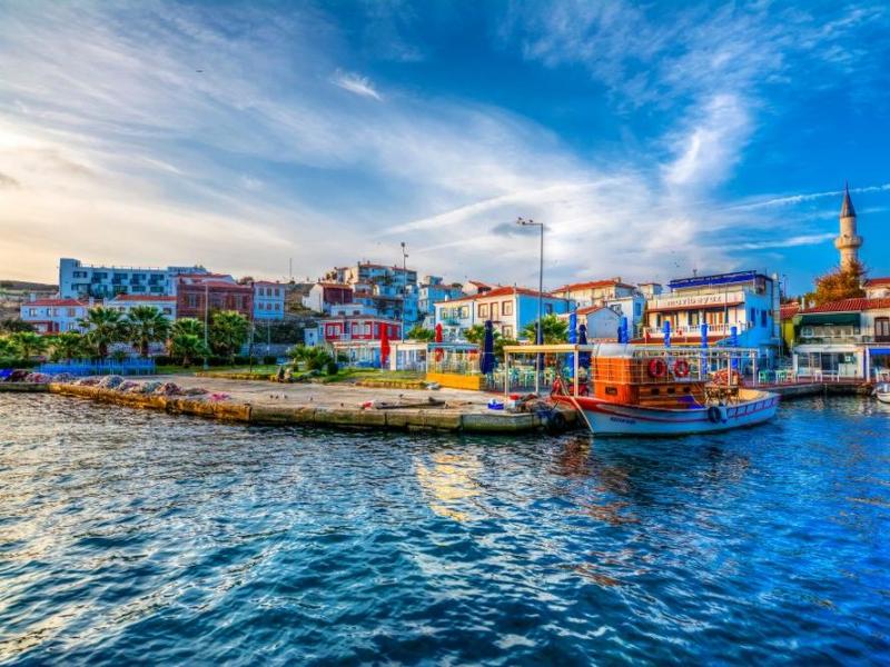 Urla, Çeşme, Alaçatı, İzmir, Foça, Ayvalık, Cunda Adası, Bozcaada Turu
