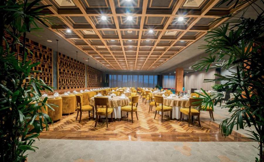 Kıbrıs 5 Yıldızlı Denize Sıfır Otel Uçak Transfer dahil 