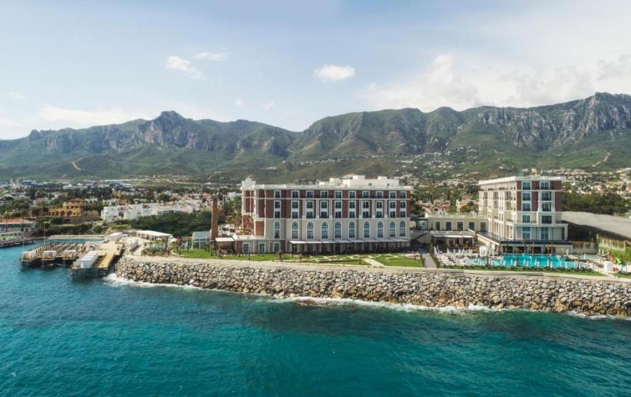 Kaya Palazzo Resort Casino 