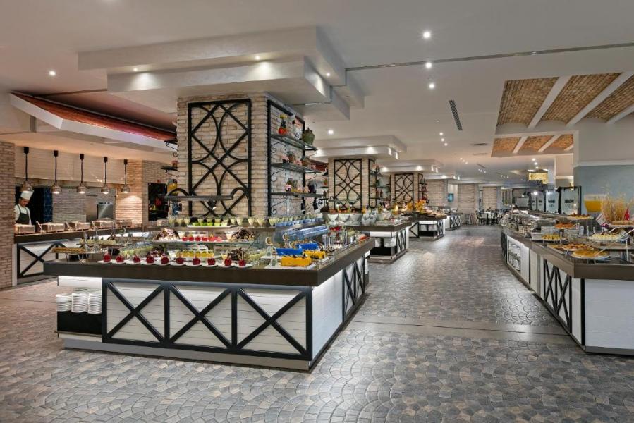 Limak Cyprus Deluxe Hotel