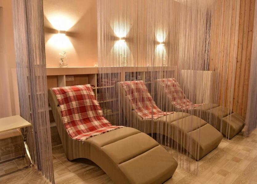 Riverside Garden Resort