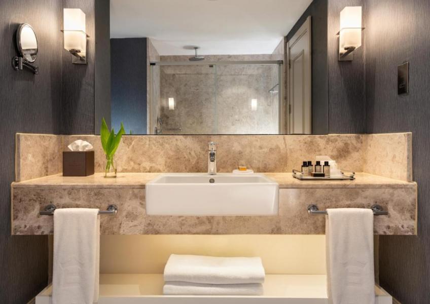 Elexus Hotel Resort Casino