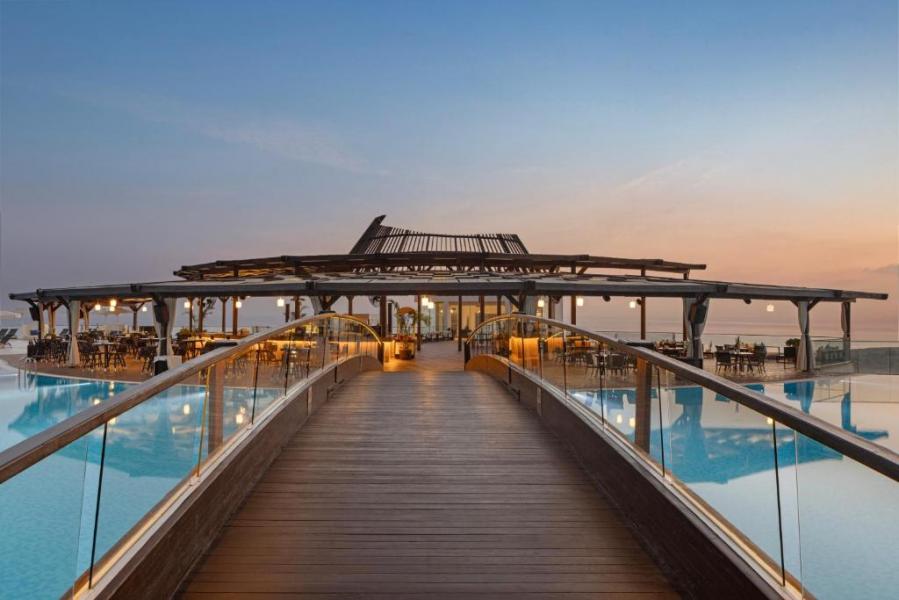 Elexus Hotel Resort Casino