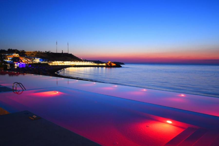 Acapulco Resort Convention Spa