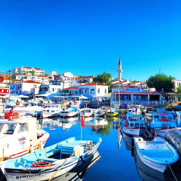 GÜNÜBİRLİK BOZCAADA TURU