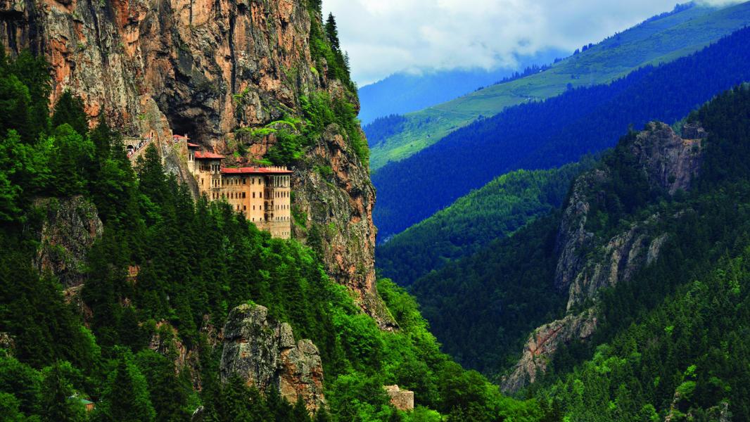 Antalya Çıkışlı Uçaklı Karadeniz Deluxe Turu Her Şey Dahil 4 Gece 5 Gün