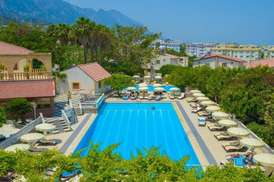 Kıbrıs Turu 3 Gece 4 Gün Riverside Garden Resort Konaklamalı 
