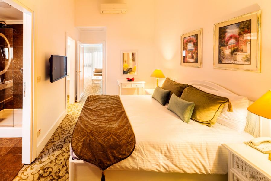 Kıbrıs Turu 3 Gece 4 Gün The Olive Tree Hotel Konaklamalı