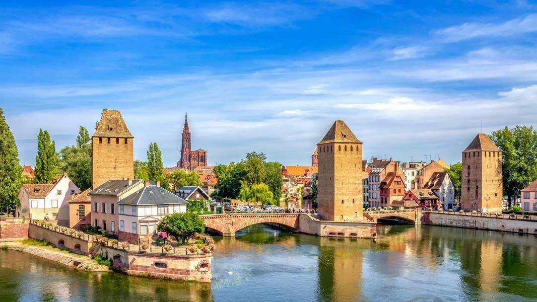 Ankara Çıkışlı Benelux - Paris Turu  Kasım Ara Tatil Özel 