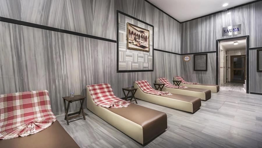 Rox Resort Hotel