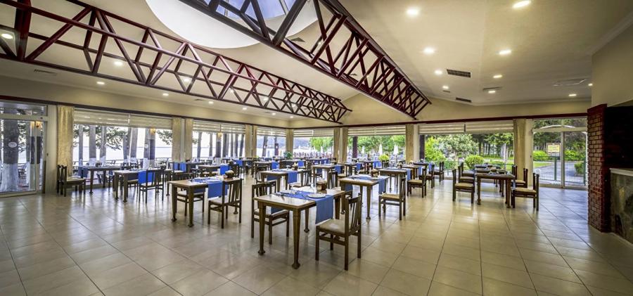 Rox Resort Hotel
