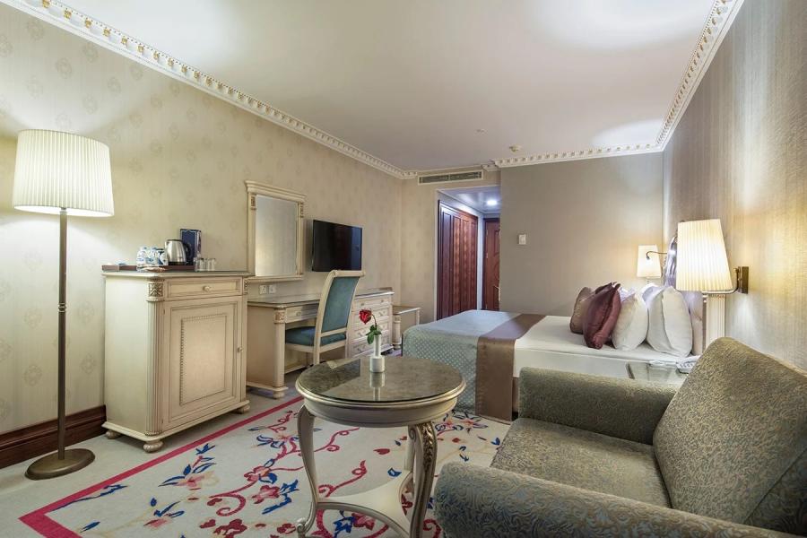 Merit Crystal Cove Hotel Casino Spa