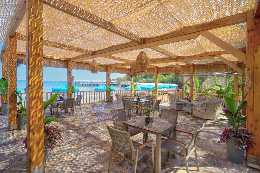 Merit Crystal Cove Hotel Casino Spa
