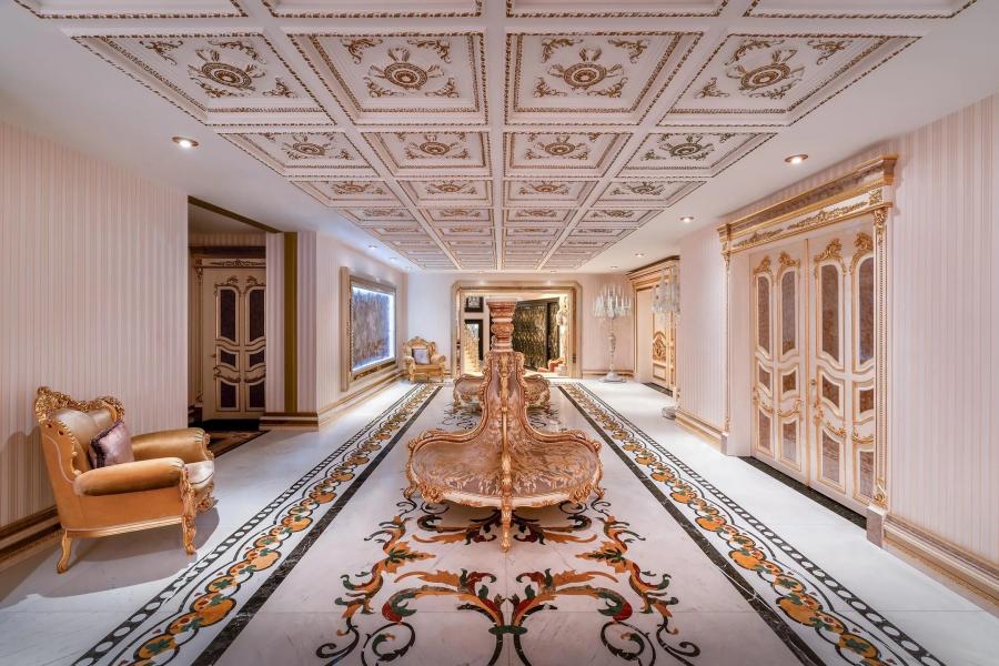 Les Ambassadeurs Hotel & Casino & Marina