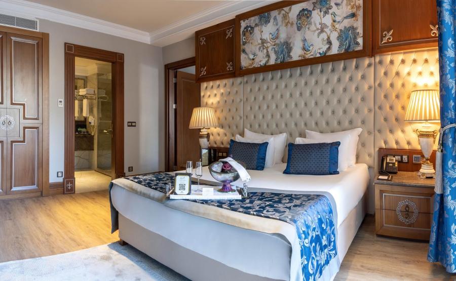 Lord's Palace Hotel & SPA