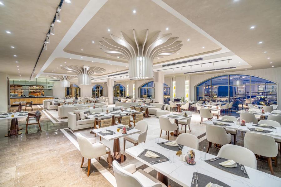 Merit Royal Premium Hotel 