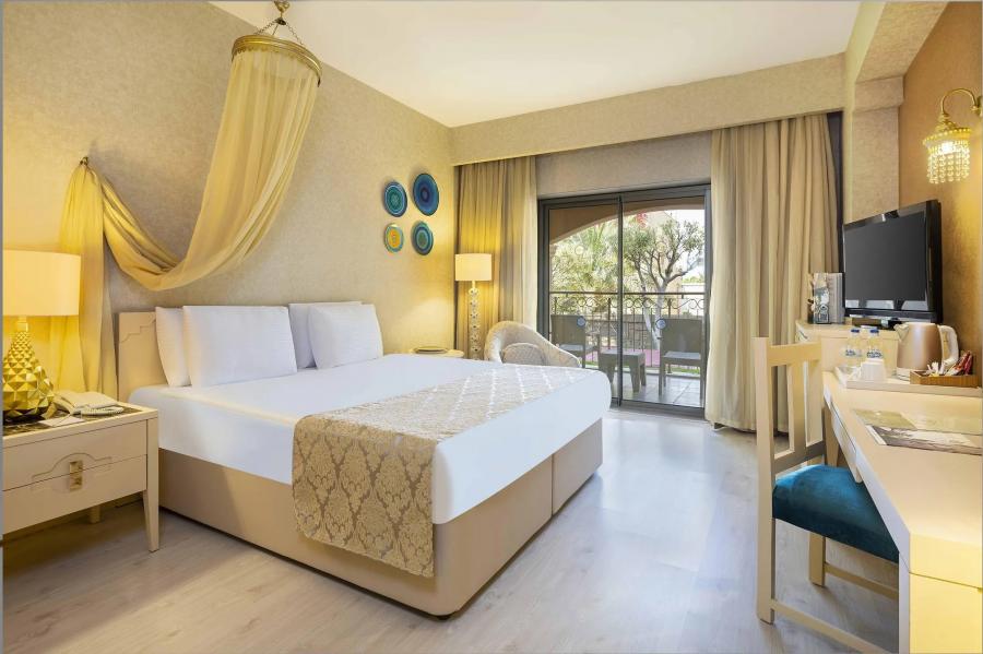 Spice Hotel & SPA