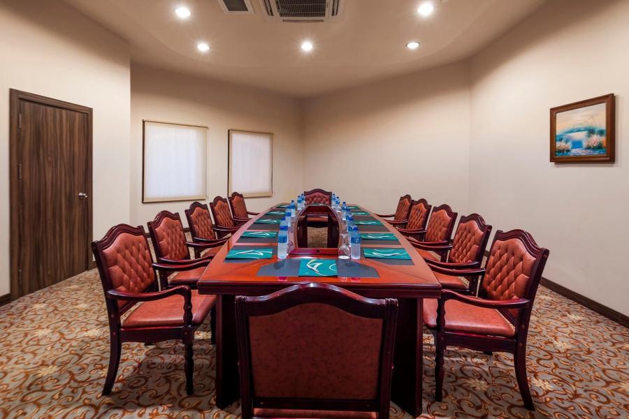 Club Hotel Turan Prince World
