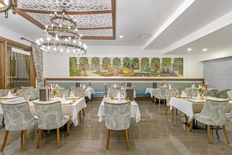 Glamour Resort & Spa 