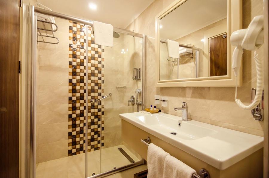 The Lumos Deluxe Resort & Spa