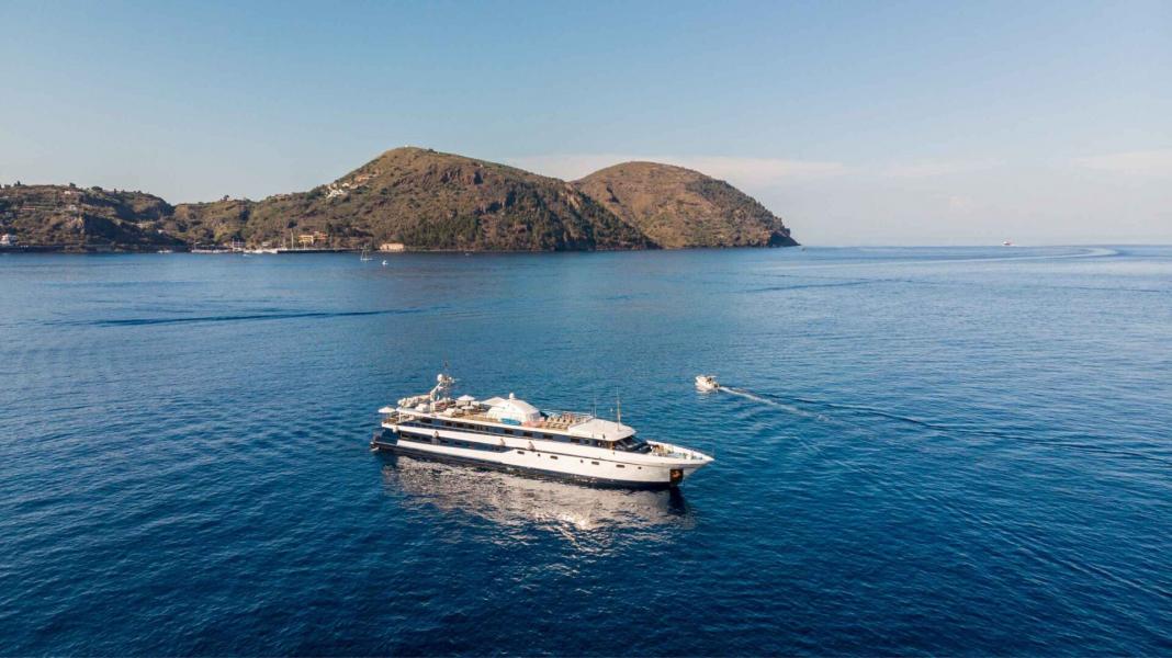 Classical Greece Cruise: Island-Hopping Adventure