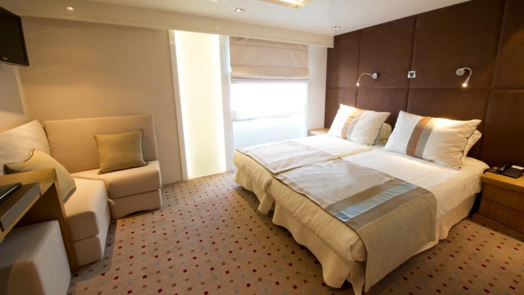 Variety Voyager: Boutique Mega Yacht Cruises