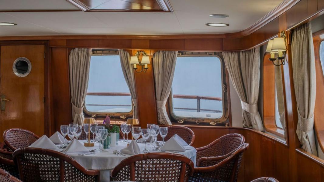 M/Y Callisto Yacht— Classic Elegance at Sea