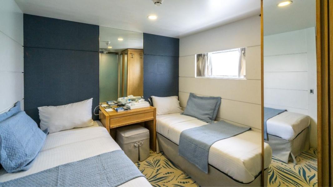 Harmony G – Elegant Boutique Mega-Yacht