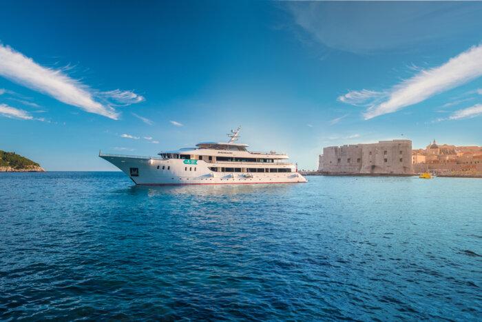 MV Avangard – Deluxe Adriatic Yacht Experience