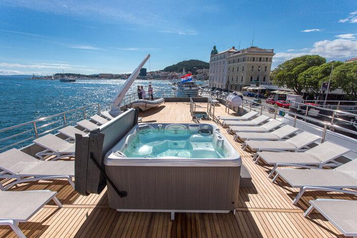 MV Ave Maria – Deluxe Superior Small Ship Croatia