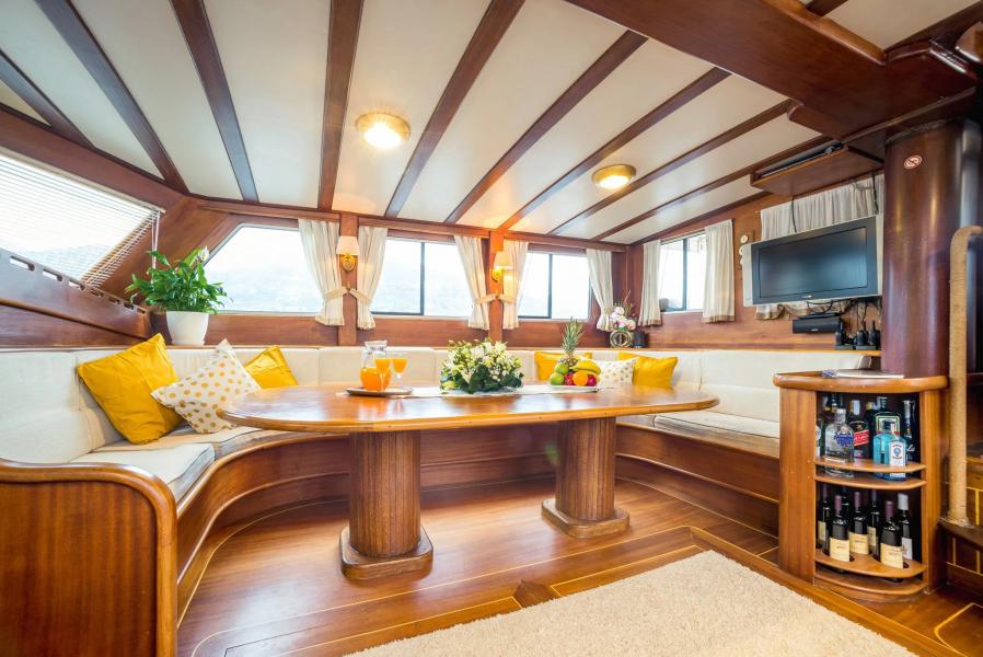 Gulet Kaptan Sefket – Private Luxury Sailing in Montenegro