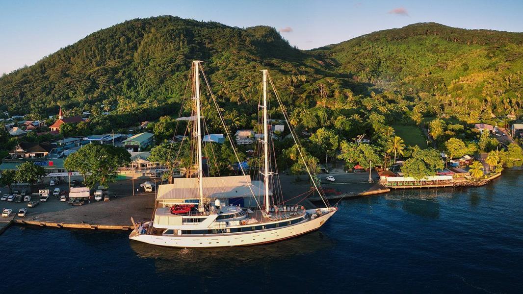 Tahiti 7-Nights Cruise – Tahiti & the Pearls of French Polynesia